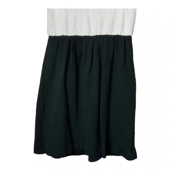 1599. GANNI BLACK AND WHITE IN COLOR FIT AND FLARE DRESS SIZE MEDIUM - Picture 4 of 9